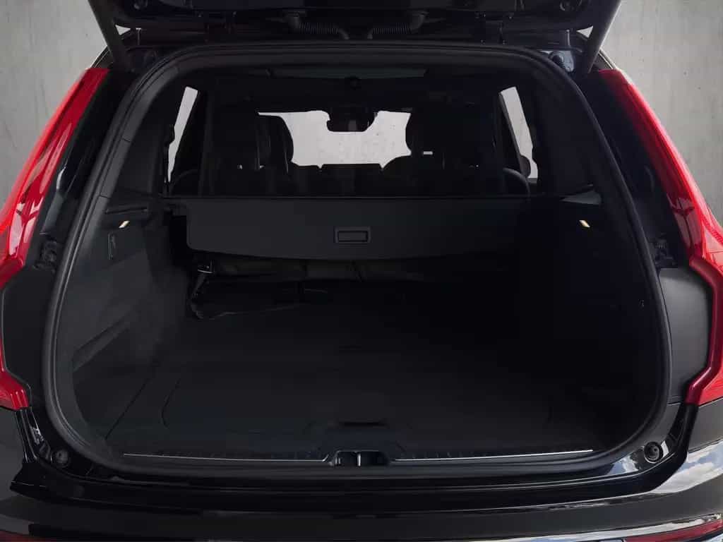 Volvo XC90 T6*R-DESIGN*AWD*CARBON*20Z*PANORAMA*AHK* 12/2017-photo-29