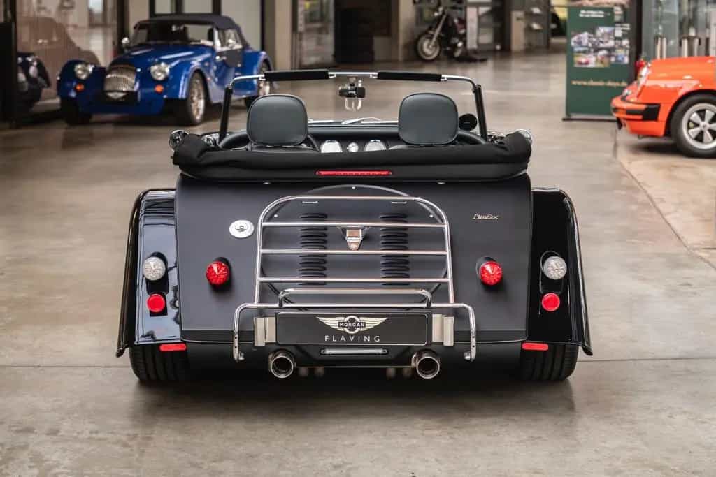 Morgan Plus 6 Plus Six - A/C - SHZ - Two Tone Lack 01/2021-photo-10