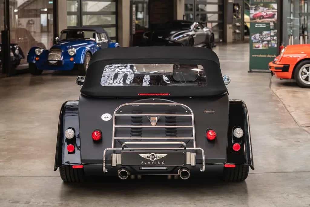 Morgan Plus 6 Plus Six - A/C - SHZ - Two Tone Lack 01/2021-photo-11