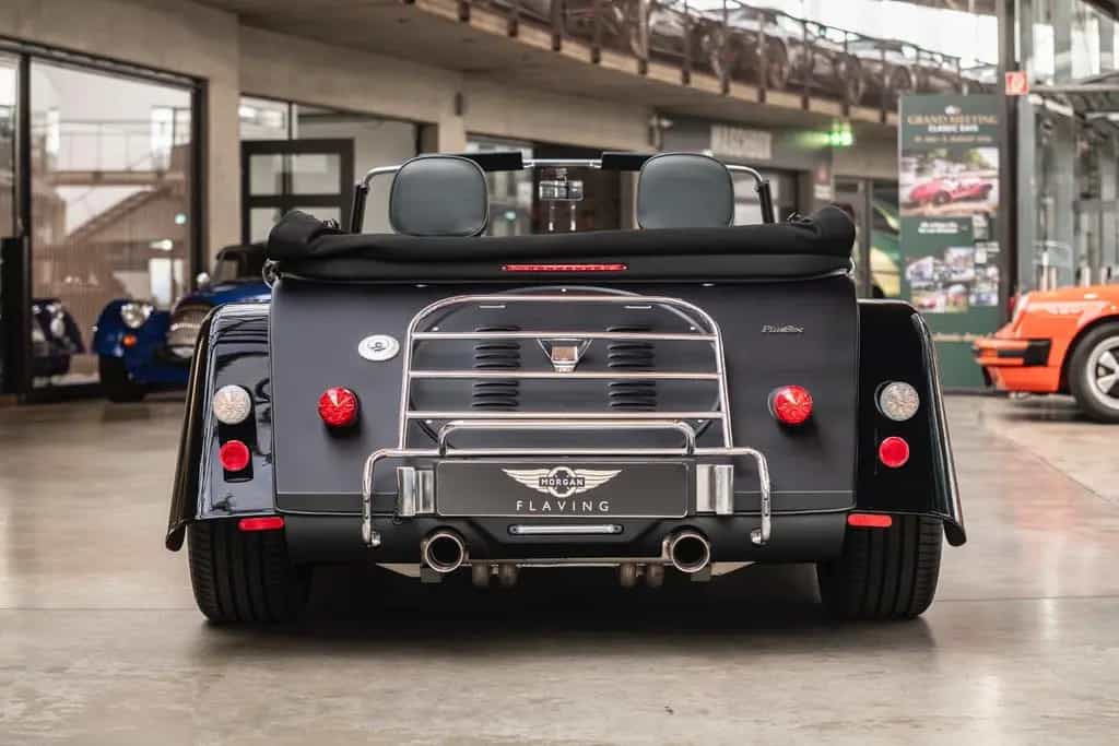 Morgan Plus 6 Plus Six - A/C - SHZ - Two Tone Lack 01/2021-photo-12