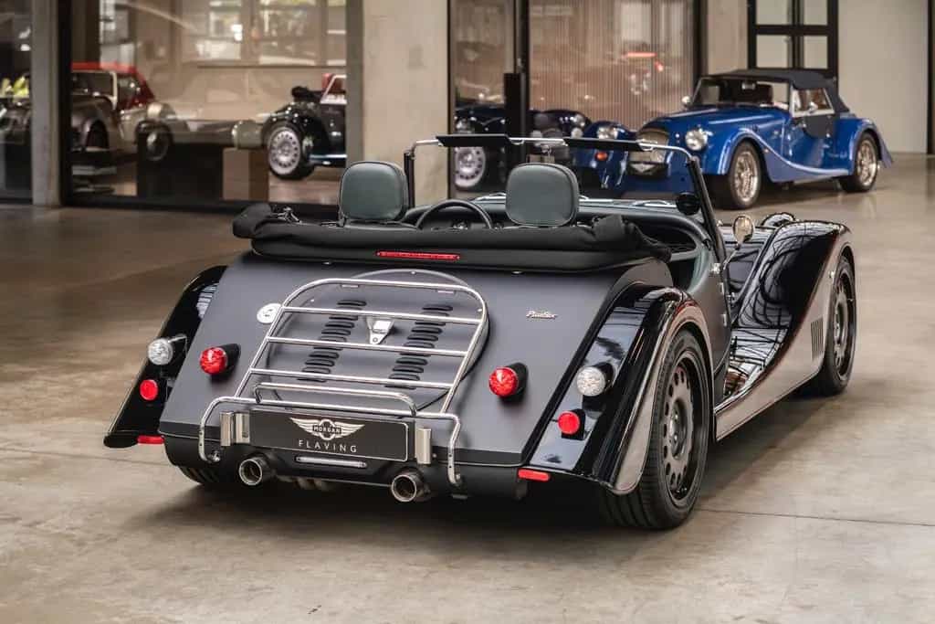Morgan Plus 6 Plus Six - A/C - SHZ - Two Tone Lack 01/2021-photo-14