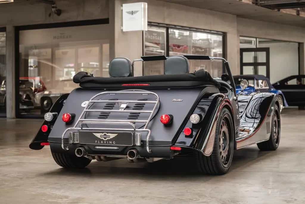 Morgan Plus 6 Plus Six - A/C - SHZ - Two Tone Lack 01/2021-photo-16