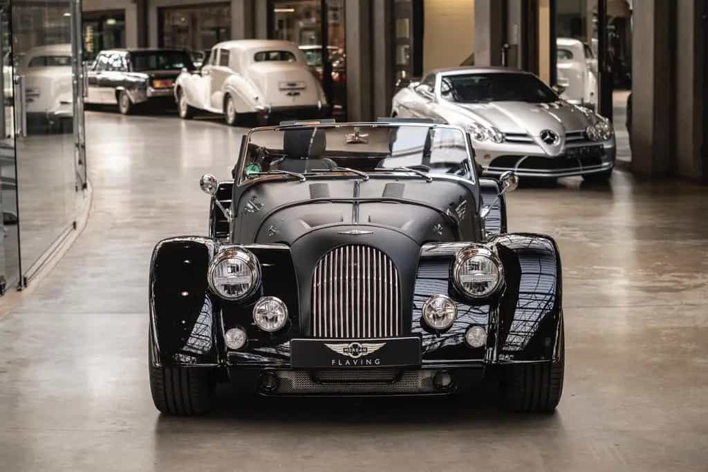 Morgan Plus 6 Plus Six - A/C - SHZ - Two Tone Lack 01/2021-photo-2