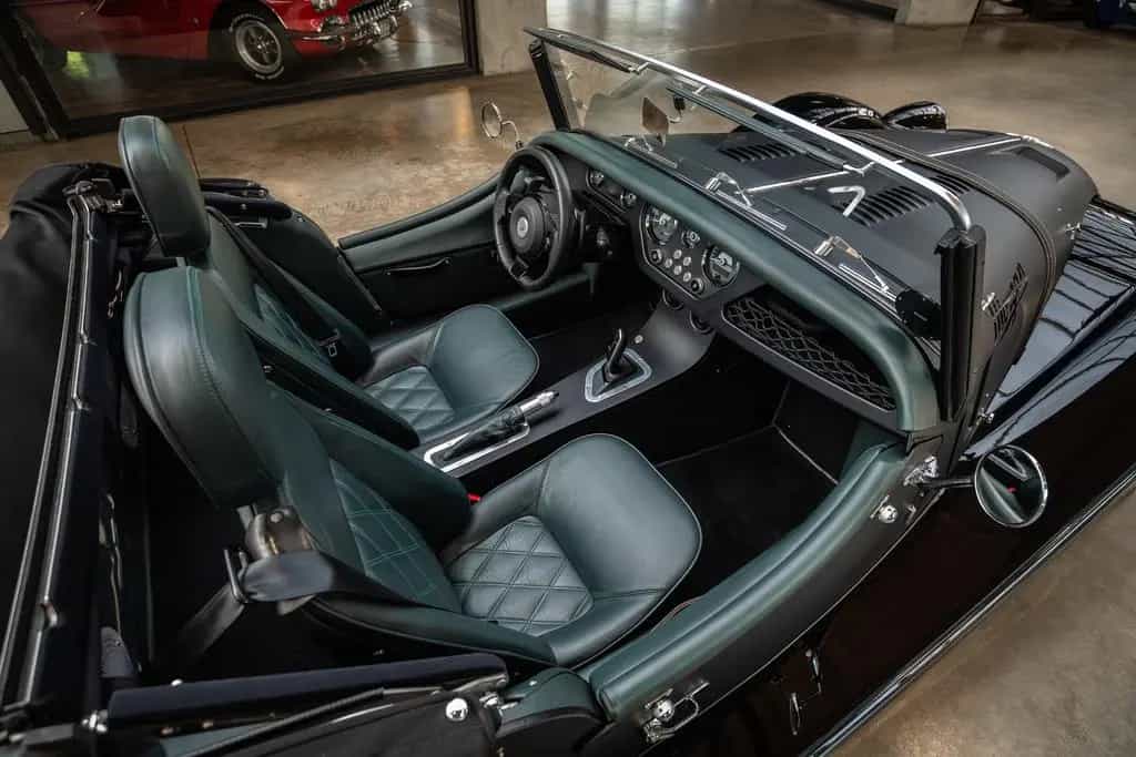 Morgan Plus 6 Plus Six - A/C - SHZ - Two Tone Lack 01/2021-photo-30