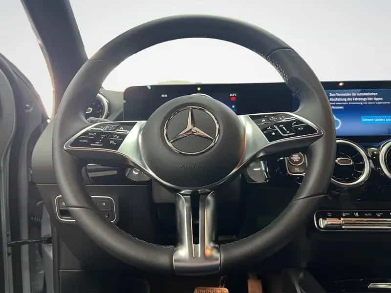 Mercedes-Benz GLA 200 PROGRESSIVE AHK MBUX KLIMA NAVI SHZ 08/2025-photo-12