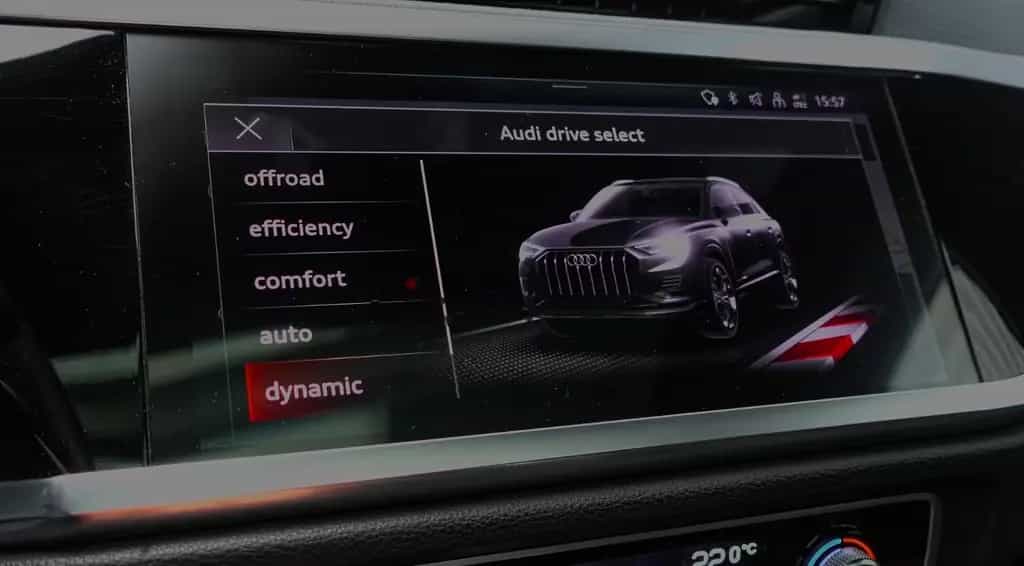 Audi Q3 45TFSI Quattro S-line DSG*PANO*LED*Leder*RKam 09/2021-photo-31