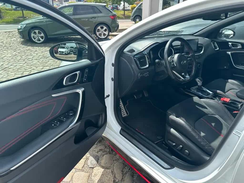 Kia pro cee'd / ProCeed ProCeed 1.6 T-GDI DCT7 OPF GT-Line Navi,Pano,LED 08/2019-photo-16
