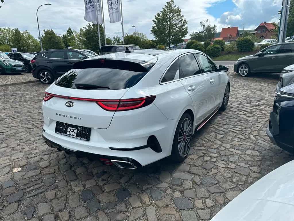 Kia pro cee'd / ProCeed ProCeed 1.6 T-GDI DCT7 OPF GT-Line Navi,Pano,LED 08/2019-photo-5