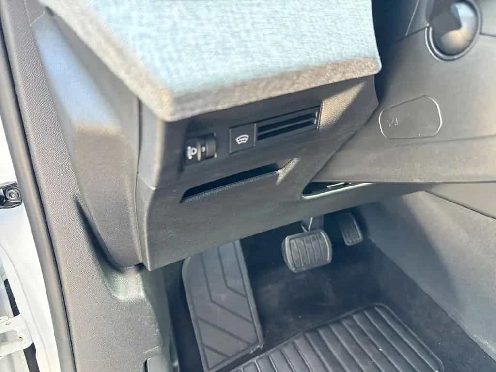Peugeot 5008 145 Allure Hybrid 136 1.2 Digitales Cockpit 07/2025-photo-22