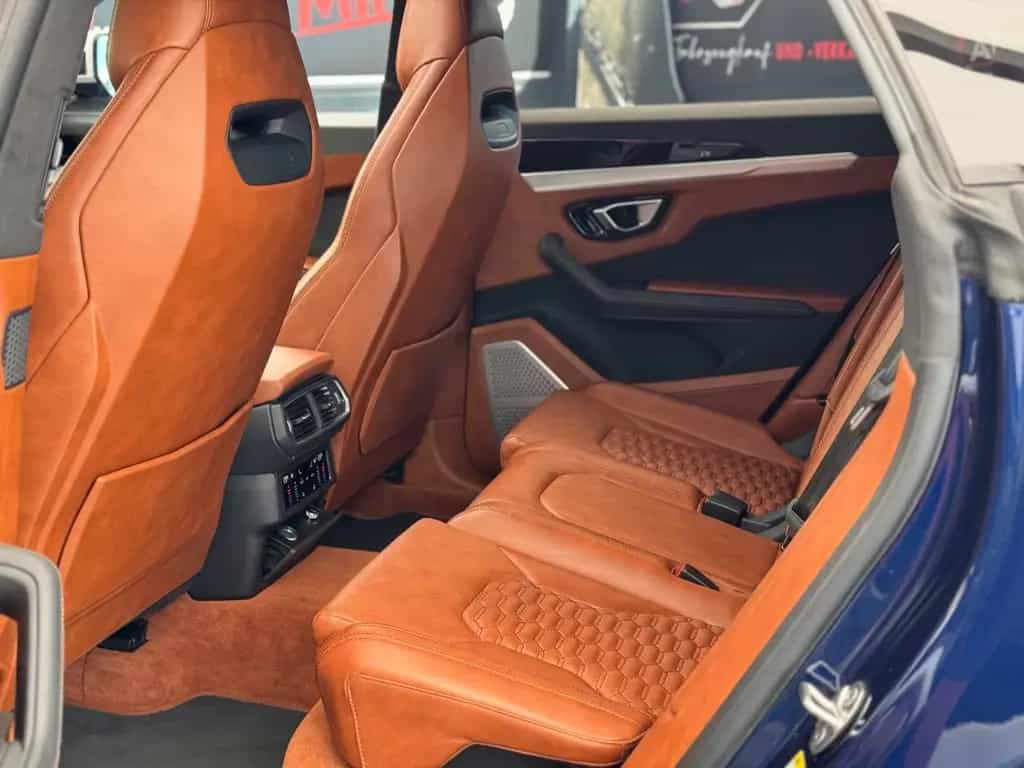 Lamborghini Urus Voll Ausstattung !!!! 03/2020-photo-8