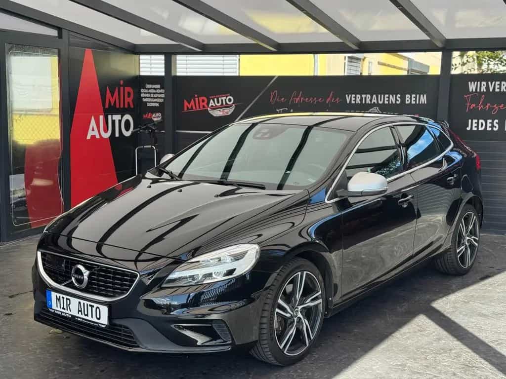Volvo V40 Momentum 12/2016-photo-1