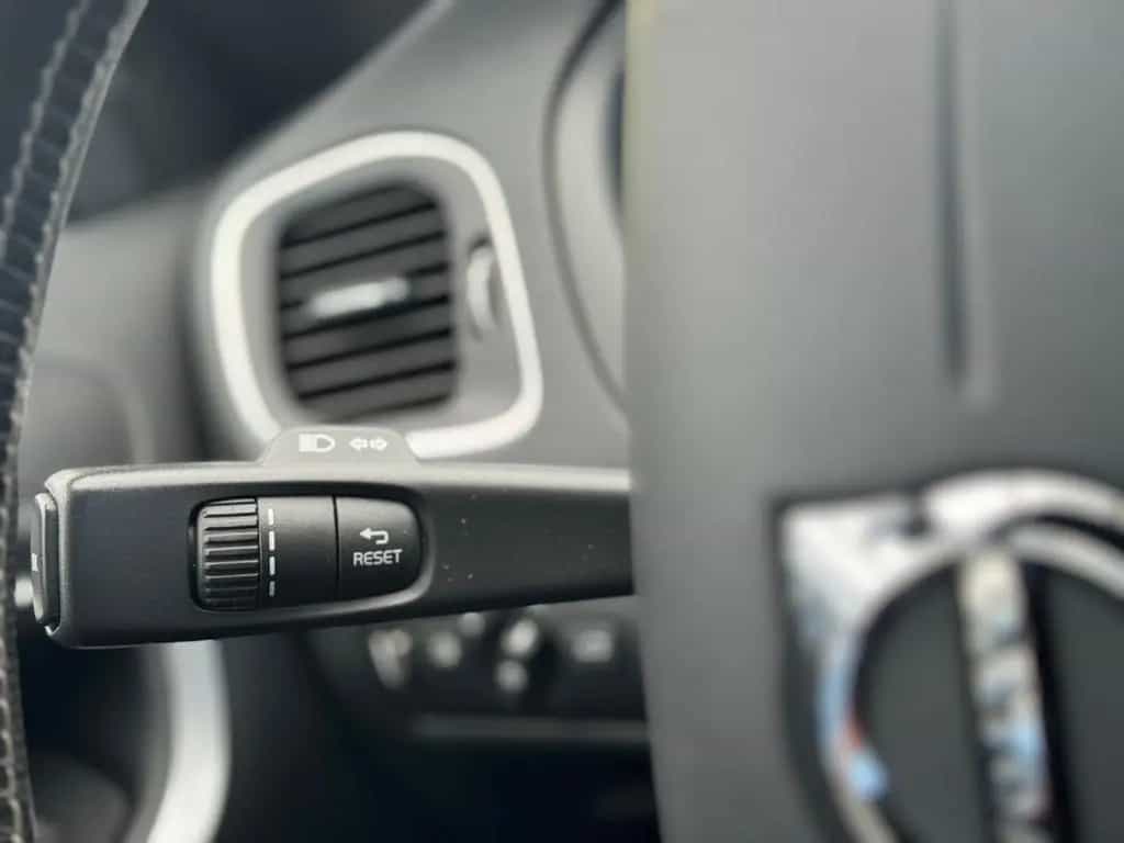Volvo V40 Momentum 12/2016-photo-12