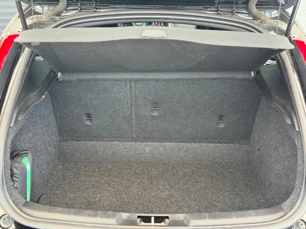 Volvo V40 Momentum 12/2016-photo-17