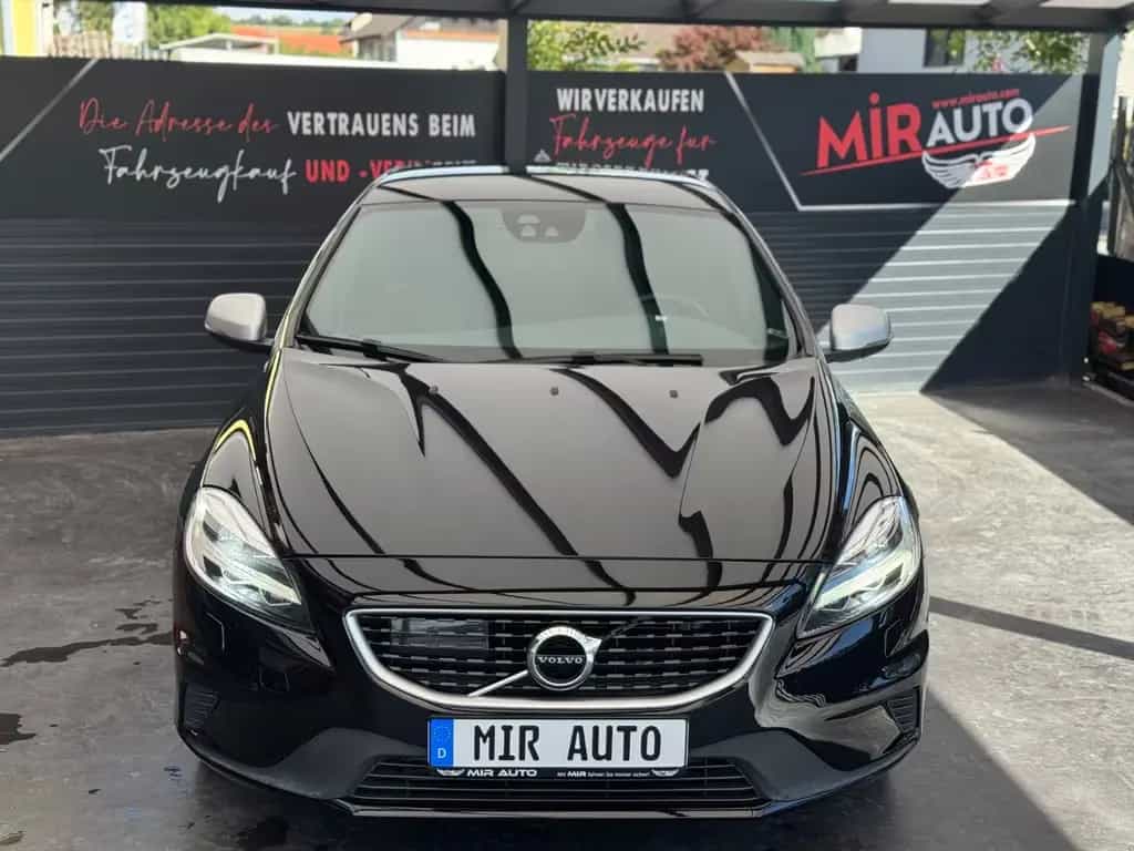 Volvo V40 Momentum 12/2016-photo-2