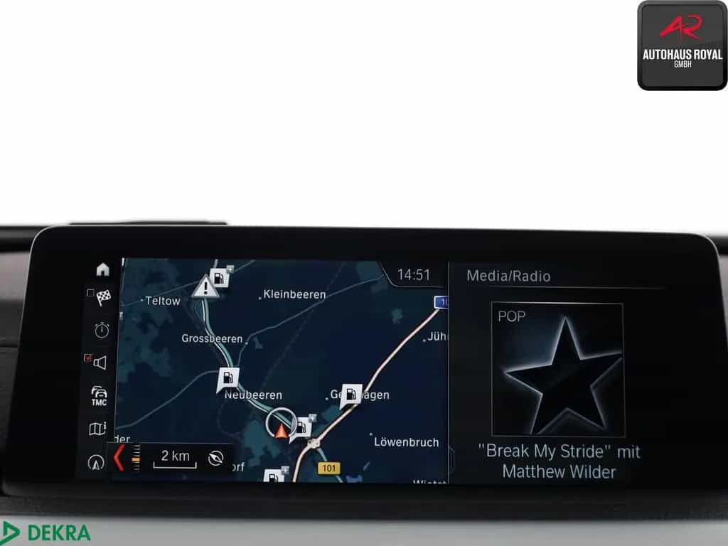 BMW 320 i xDrive M SPORT HUD,KEYLESS,HIFI,GLASDACH 03/2018-photo-16