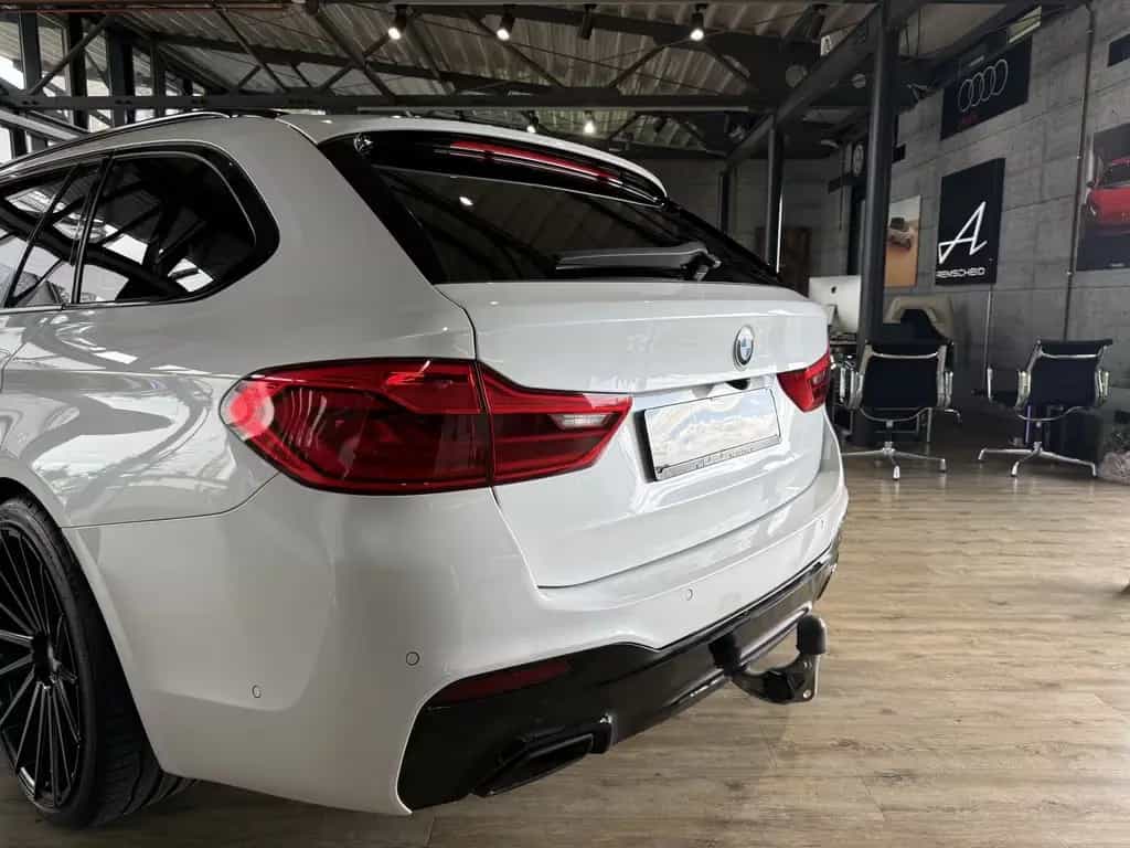BMW 530 i Sport Line*360°KAM*ACC*HEADUP*AHK*H&K* 09/2019-photo-10