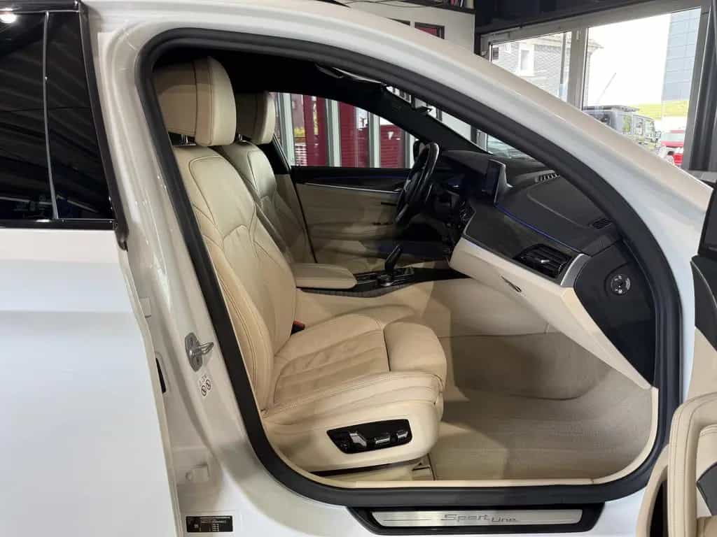 BMW 530 i Sport Line*360°KAM*ACC*HEADUP*AHK*H&K* 09/2019-photo-19