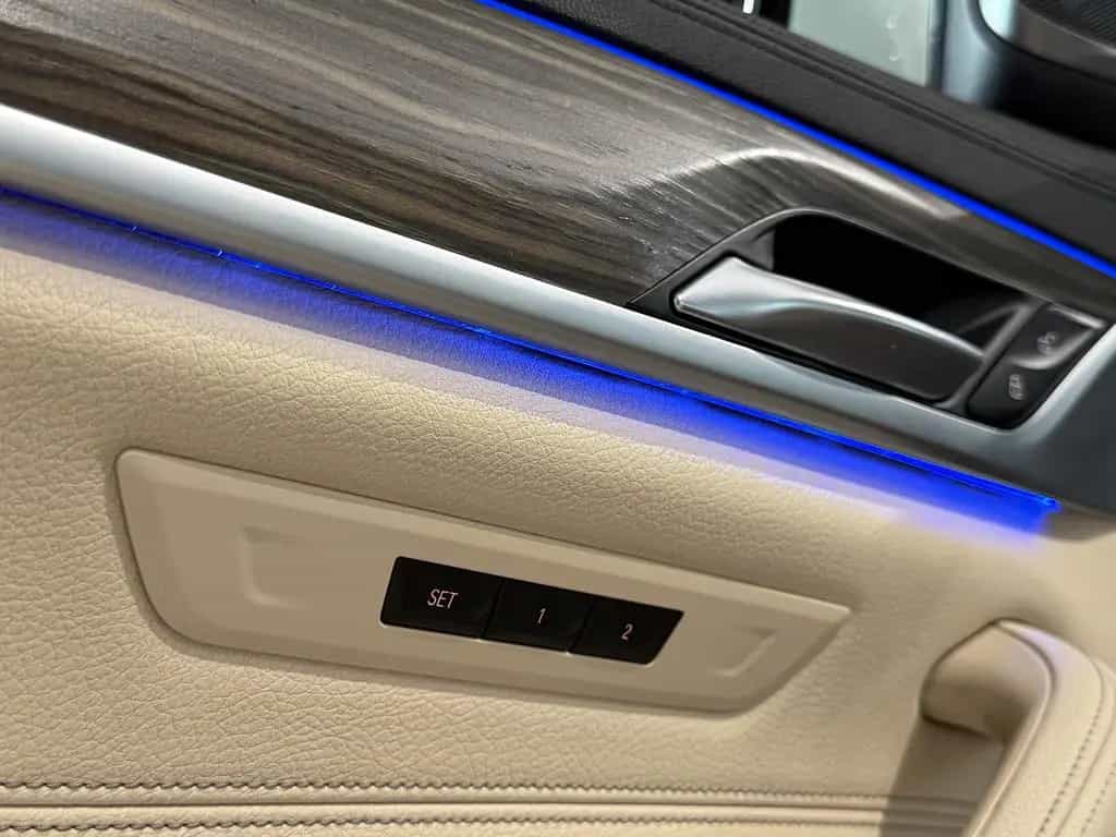 BMW 530 i Sport Line*360°KAM*ACC*HEADUP*AHK*H&K* 09/2019-photo-21
