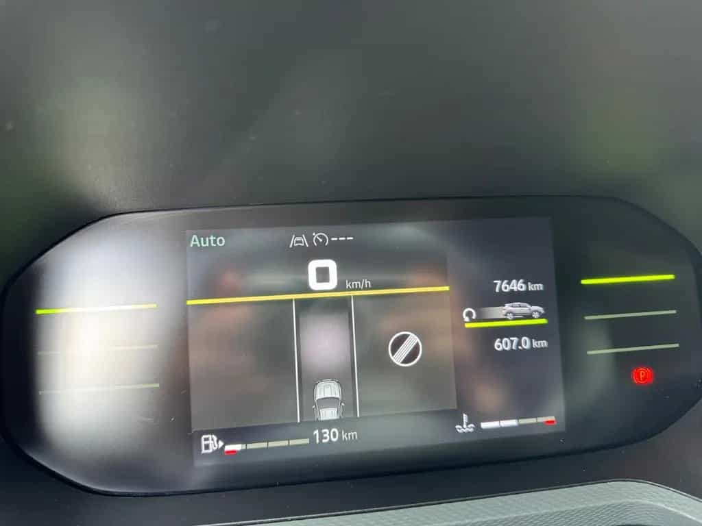 Dacia Duster III TCe 130 Extreme 4x4 NAVI ALLWETTER 03/2025-photo-13