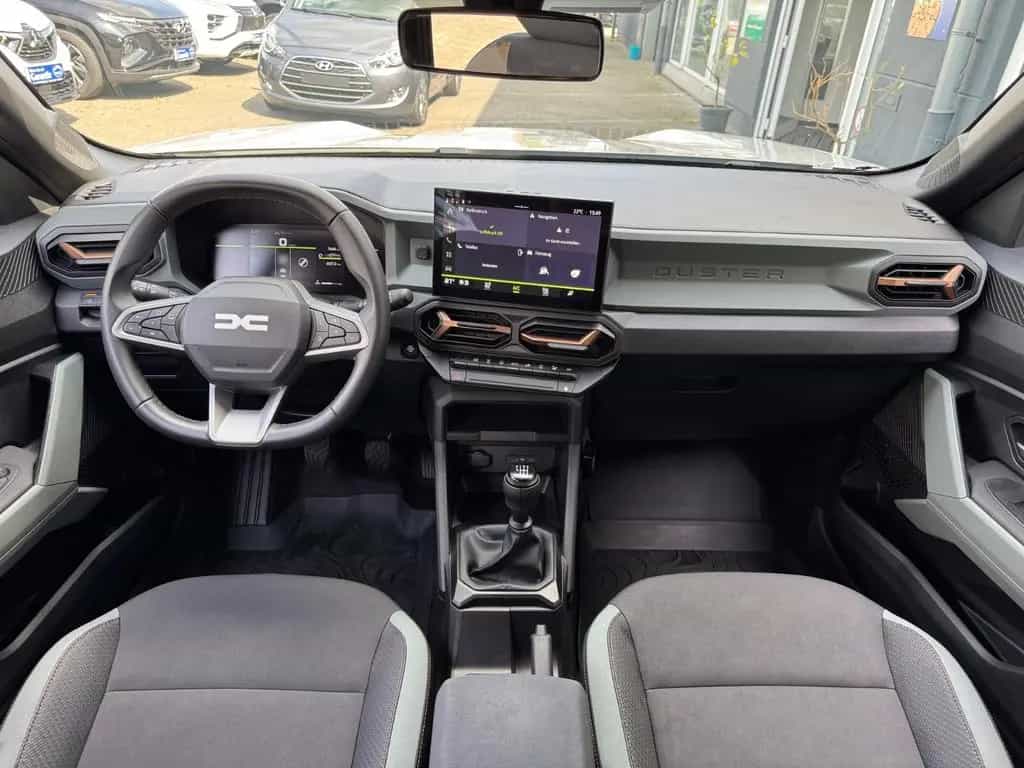 Dacia Duster III TCe 130 Extreme 4x4 NAVI ALLWETTER 03/2025-photo-7