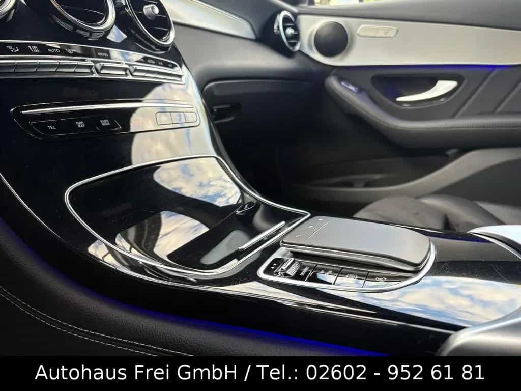 Mercedes-Benz GLC 200 4Matic AMG-LINE*LED*KAMERA*2-HAND*ALCANT 09/2019-photo-23
