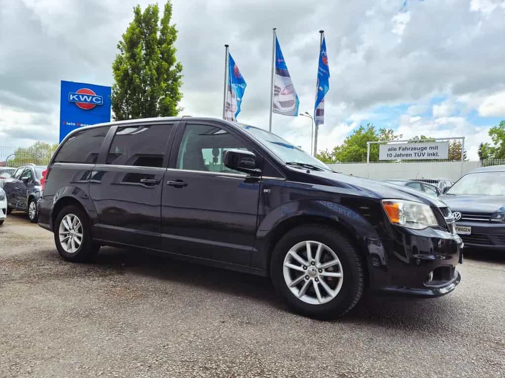 Dodge Grand Caravan 3.6 V6 SXT+7 Sitze+Monitor+el. Tür 10/2018-photo-2