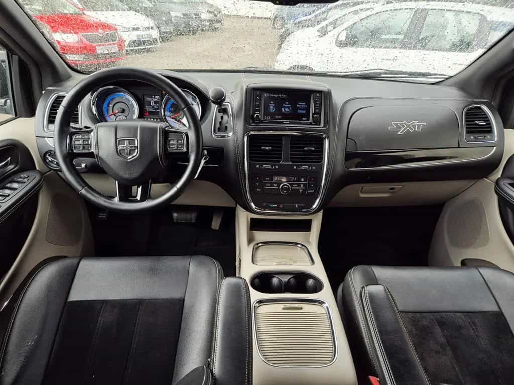Dodge Grand Caravan 3.6 V6 SXT+7 Sitze+Monitor+el. Tür 10/2018-photo-24