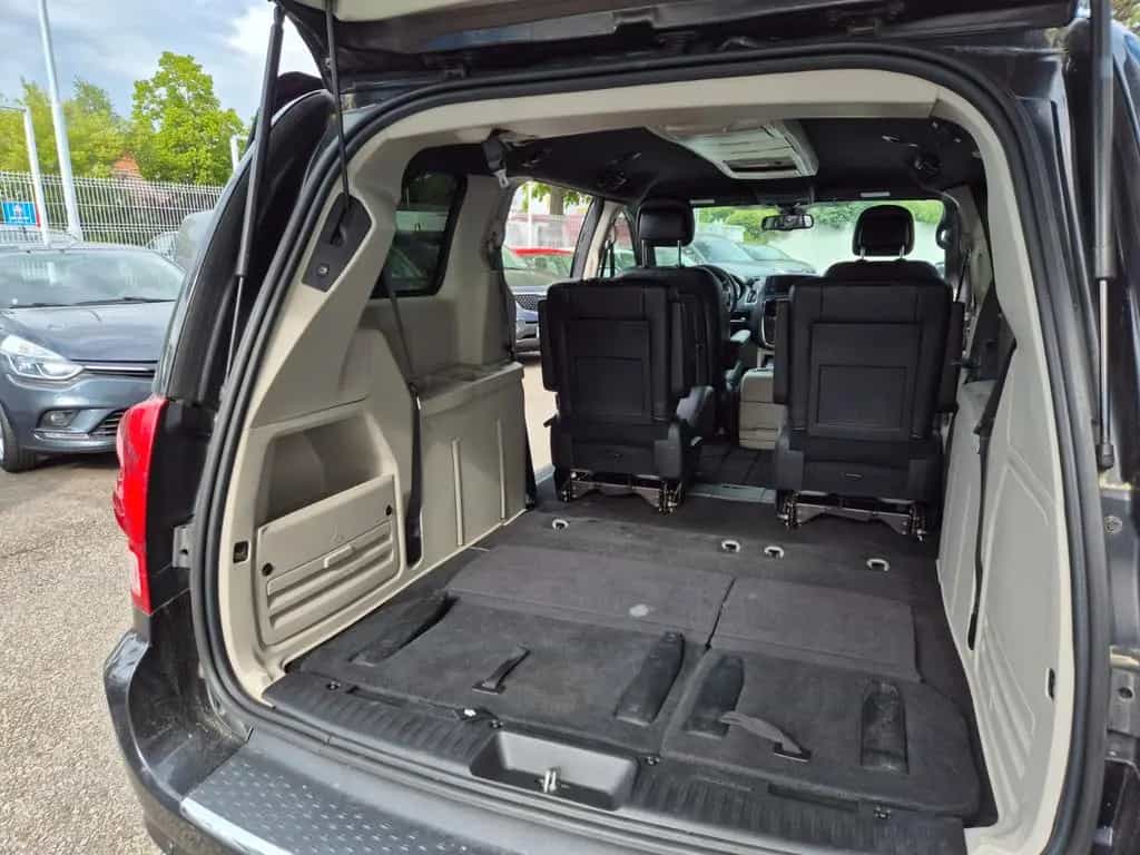 Dodge Grand Caravan 3.6 V6 SXT+7 Sitze+Monitor+el. Tür 10/2018-photo-33
