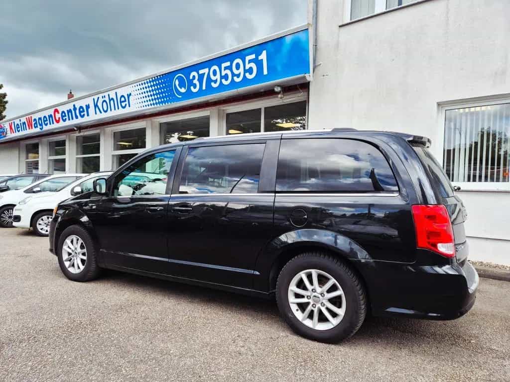 Dodge Grand Caravan 3.6 V6 SXT+7 Sitze+Monitor+el. Tür 10/2018-photo-5