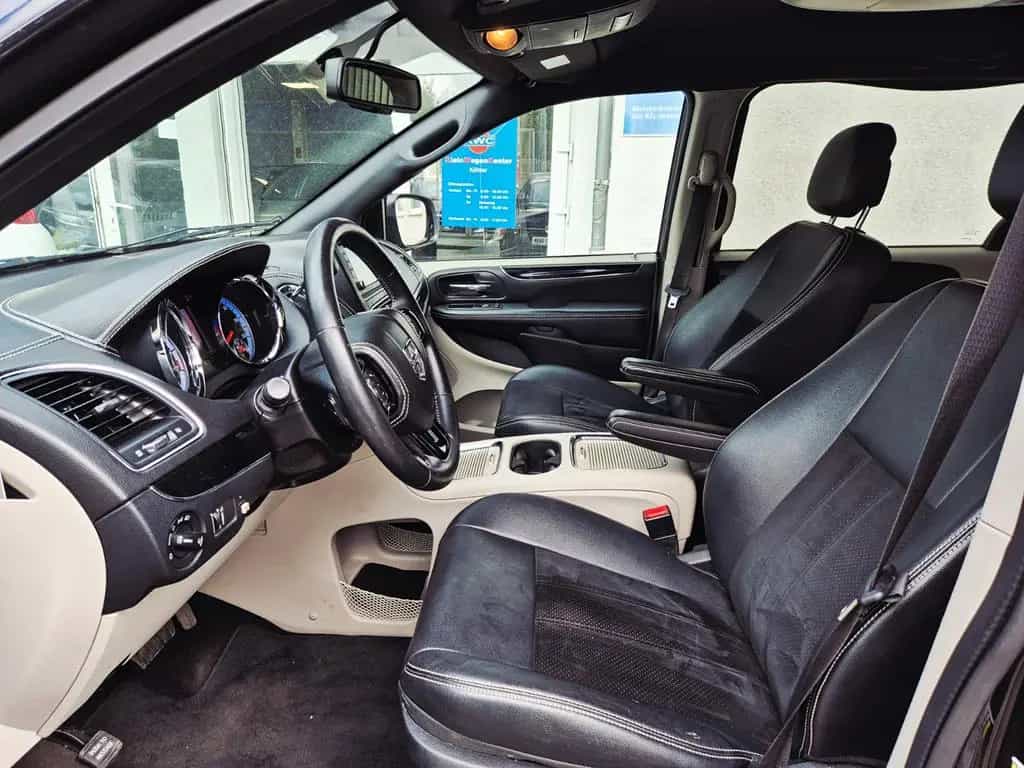 Dodge Grand Caravan 3.6 V6 SXT+7 Sitze+Monitor+el. Tür 10/2018-photo-8