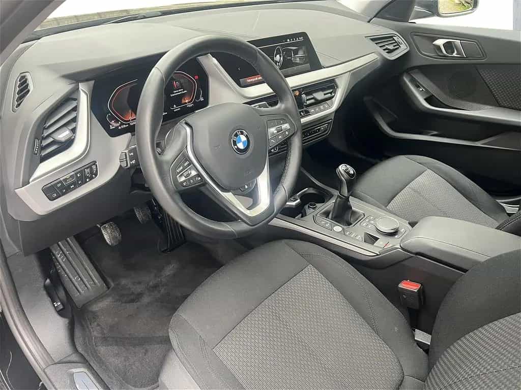 BMW 118 d Advantage LiveCockpit Prof Sport LED PDC SH 04/2023-photo-9