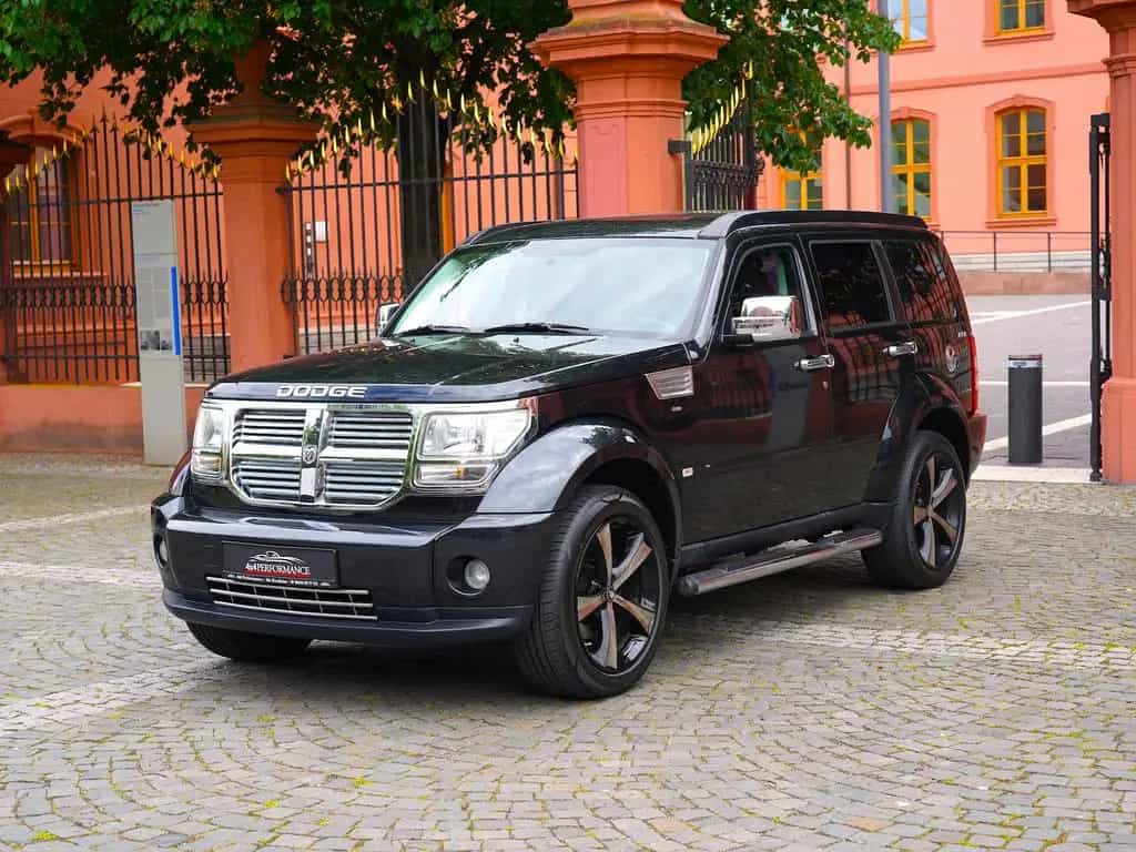 Dodge Nitro 3.7 V6 Auto.*4X4~Navi~R-Cam~AHK~Exclusive* 06/2009-photo-2