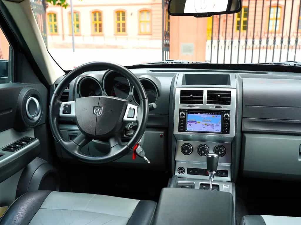 Dodge Nitro 3.7 V6 Auto.*4X4~Navi~R-Cam~AHK~Exclusive* 06/2009-photo-27