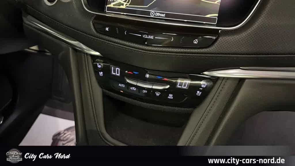 Cadillac XT5 Premium AWD +BOSE+PANO+HUD+RKAMERA 08/2019-photo-22