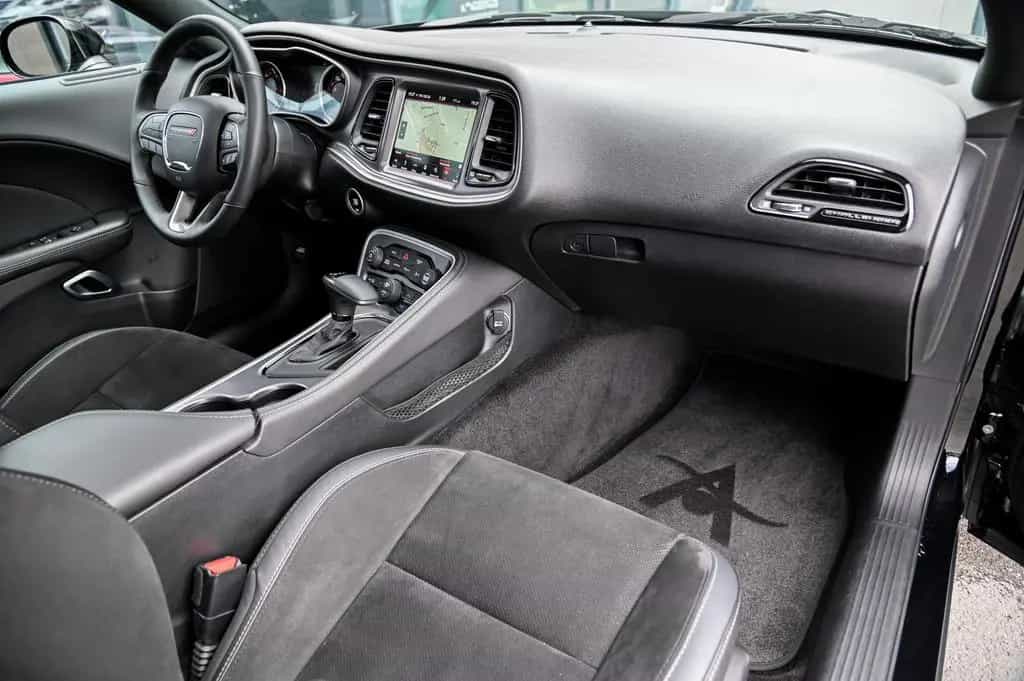 Dodge Challenger Scat Pack 6.4 V8 HEMI Widebody* Navi 04/2019-photo-10
