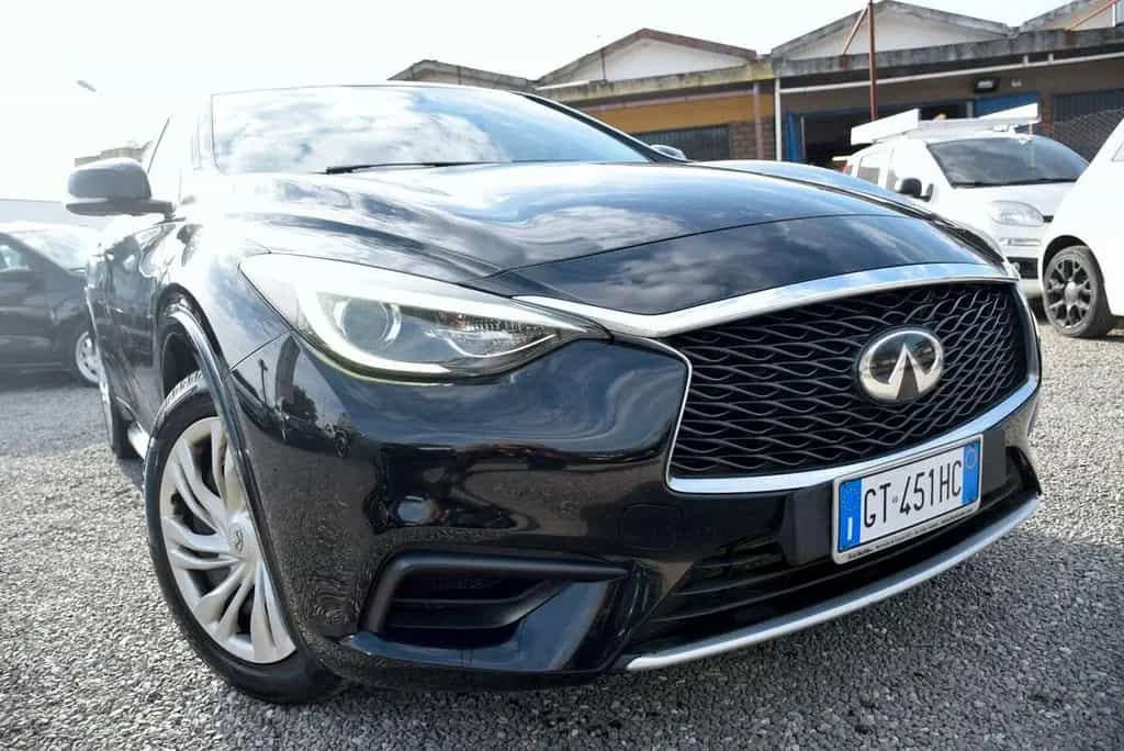 Infiniti Q30 1.5diesel 110CV 6M Business Executi 04/2018-photo-0
