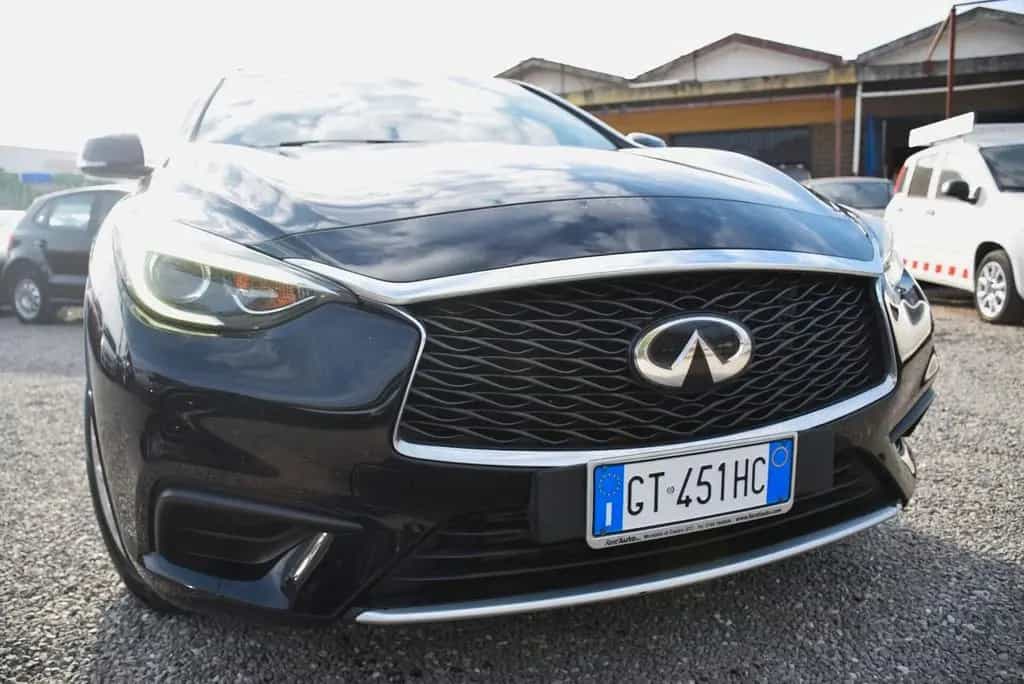 Infiniti Q30 1.5diesel 110CV 6M Business Executi 04/2018-photo-1