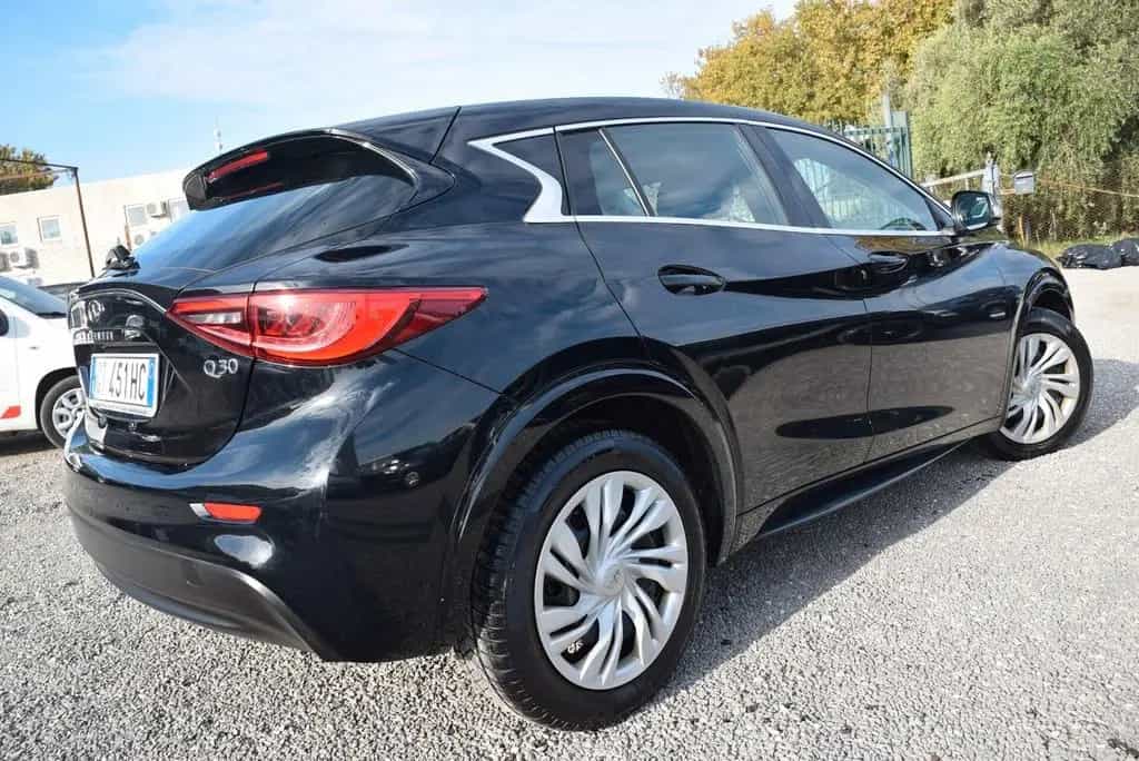 Infiniti Q30 1.5diesel 110CV 6M Business Executi 04/2018-photo-10