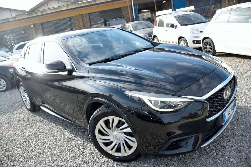 Infiniti Q30 1.5diesel 110CV 6M Business Executi 04/2018-photo-2