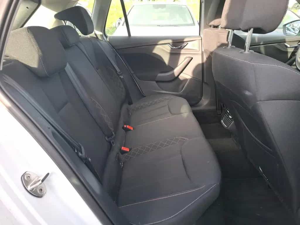 Skoda Kamiq 1.0TSi AMBITION ACC/CARPLAY/DAB+/MCB/LANE 10/2023-photo-10