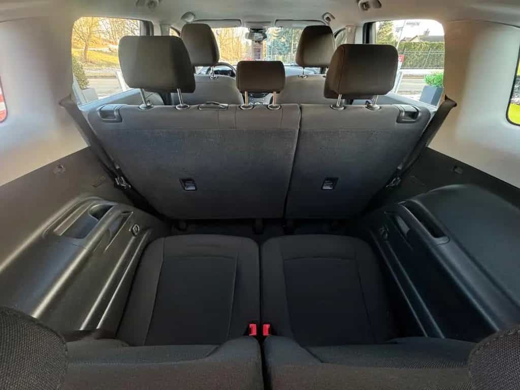 Chevrolet Orlando LT 2.0TD*Nav*7Siitze*Klima*PDC*TÜV NEU 11/2012-photo-17
