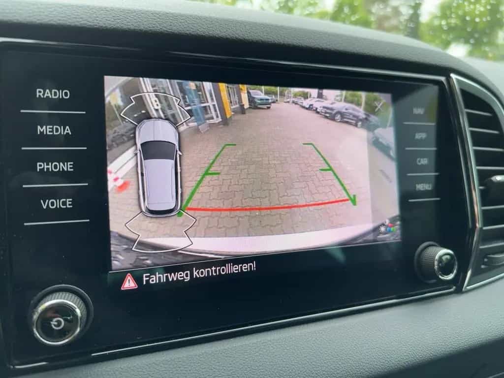 Skoda Karoq Ambition CAM LED NAVI AHK PDC 01/2023-photo-17