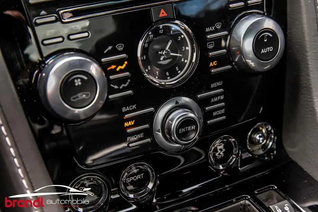 Aston Martin DBS 6.0 Touchtronic / DE / Bond Spec / Carbon 09/2011-photo-19