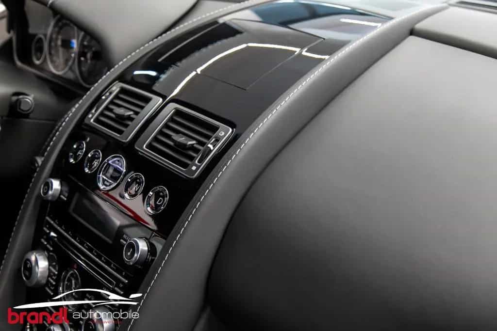 Aston Martin DBS 6.0 Touchtronic / DE / Bond Spec / Carbon 09/2011-photo-24