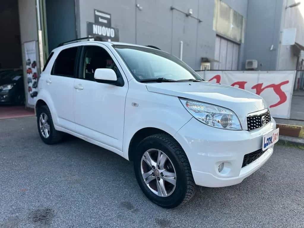 Daihatsu Terios 1.5 4WD B You O/F Dolomite 04/2011-photo-0