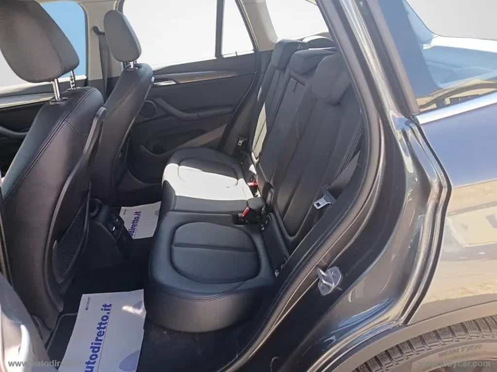 BMW X1 xDrive18d xLine 12/2020-photo-8