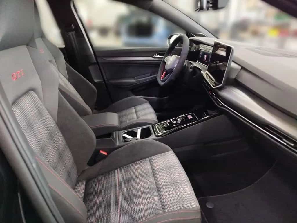 Volkswagen Golf GTI 2,0 l TSI OPF 195 kW (265 PS) 7 -Gang-D null-photo-11