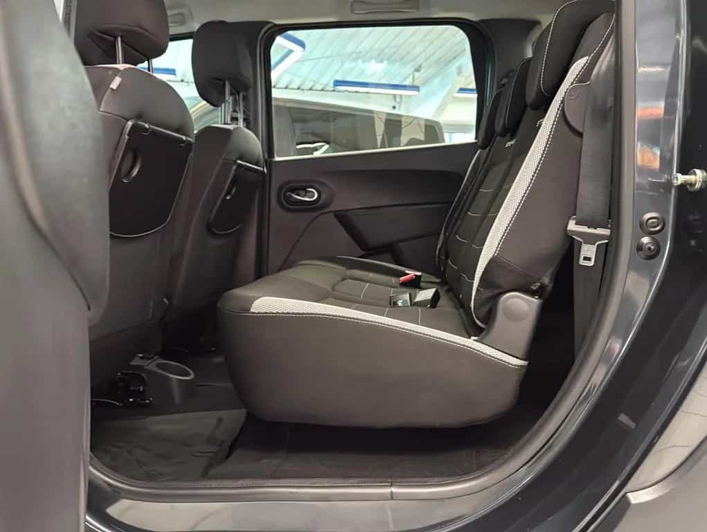 Dacia Lodgy 1.6 Stepway|ShZ|Klima|Navi|Tempo|PDC|AHK| 01/2019-photo-13