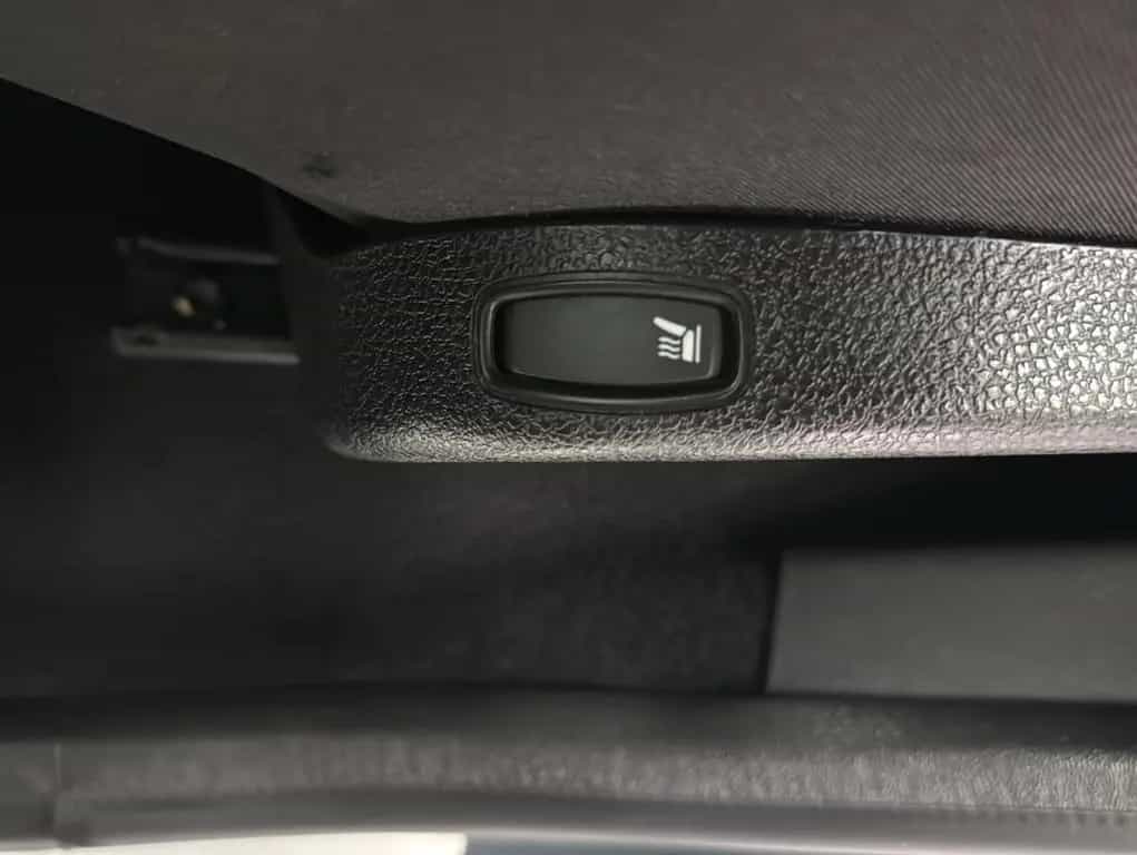 Dacia Lodgy 1.6 Stepway|ShZ|Klima|Navi|Tempo|PDC|AHK| 01/2019-photo-21