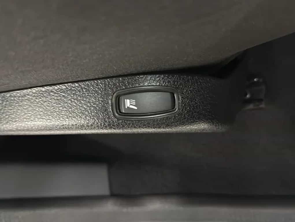 Dacia Lodgy 1.6 Stepway|ShZ|Klima|Navi|Tempo|PDC|AHK| 01/2019-photo-22